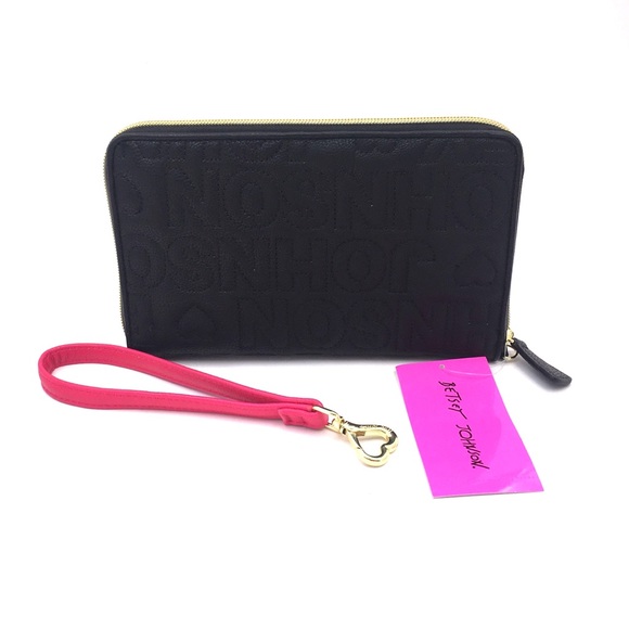BETSEY JOHNSON Quilted Zia Wristlet Wallet - Picture 2 of 4